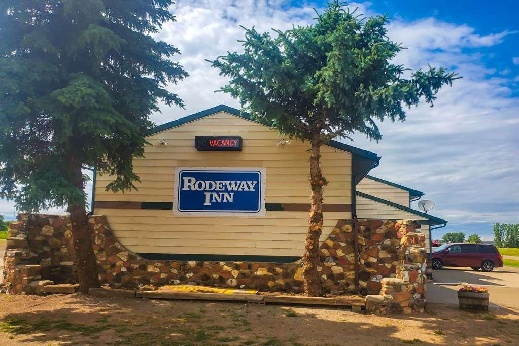Rodeway Inn Gateway To Medora T-Roosevelt & Makoshika State Park Wibaux エクステリア 写真
