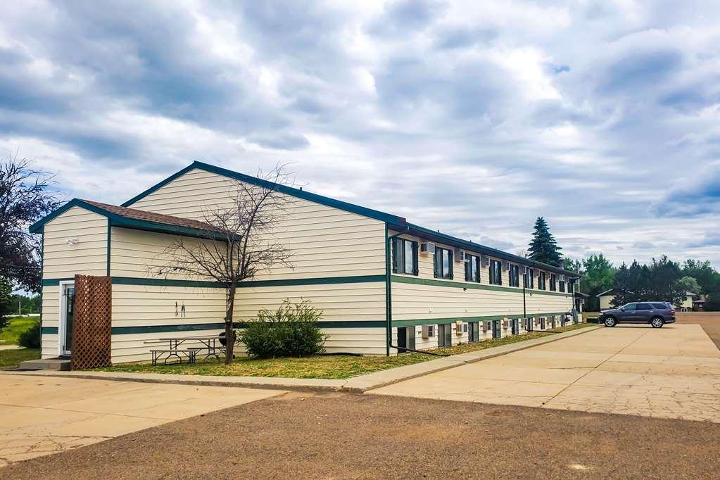 Rodeway Inn Gateway To Medora T-Roosevelt & Makoshika State Park Wibaux エクステリア 写真
